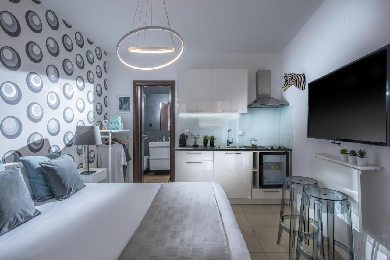 Chanion One Suites By Good Life Candia Esterno foto
